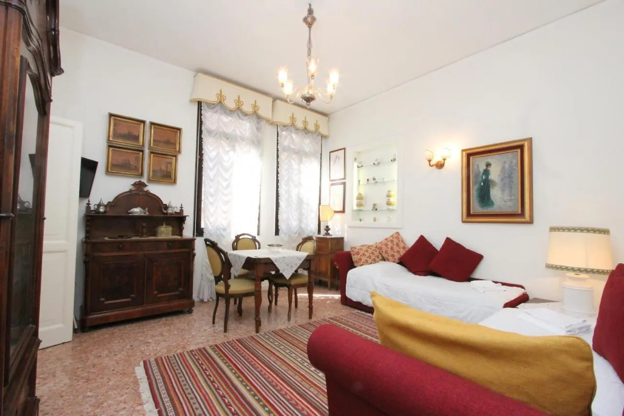 City Apartments San Marco Venezia 0*,  Italia