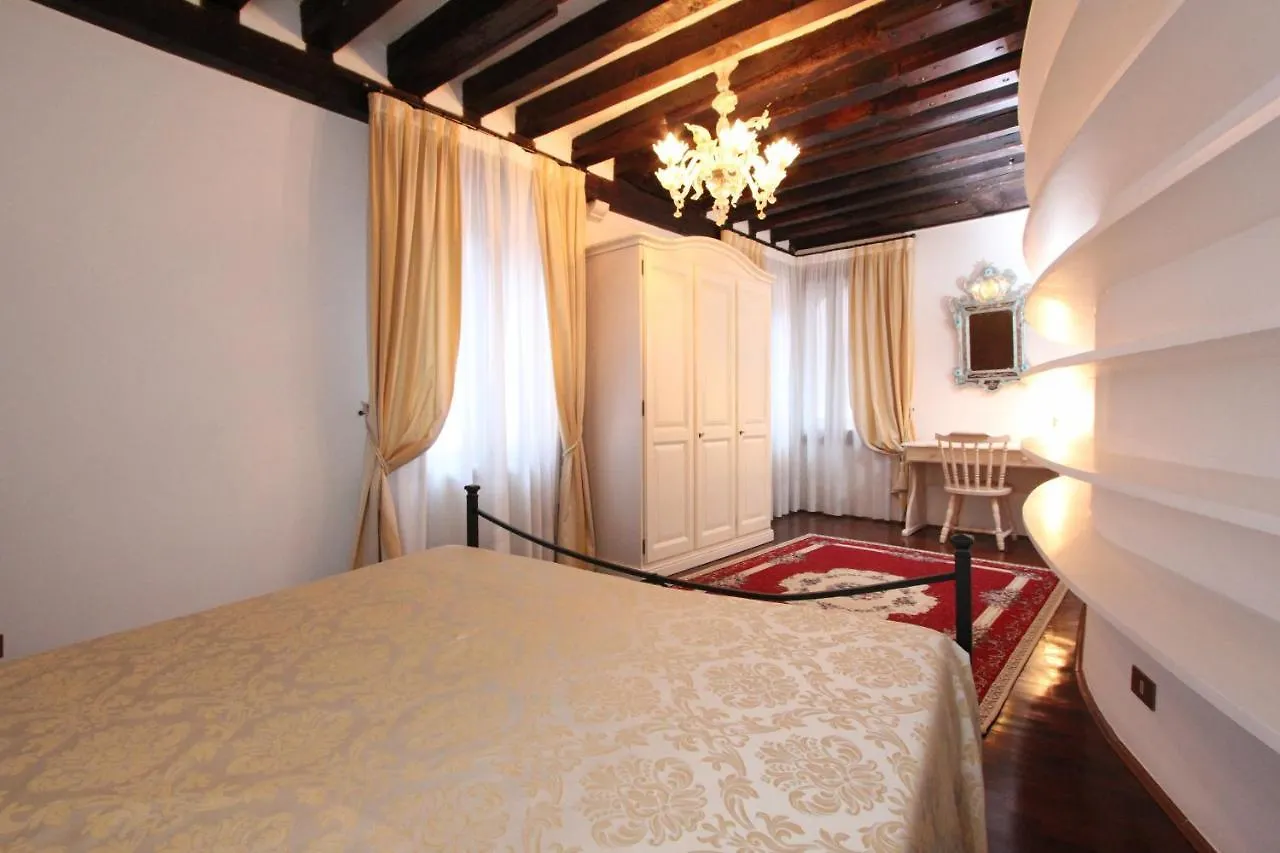 City Apartments San Marco Venezia 0*,  Italia